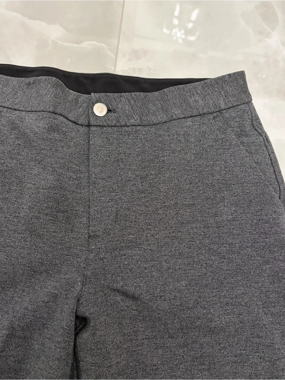 Lululemon Pants City Trek Trouser Size 8 Heathered Gray black Tapered like new